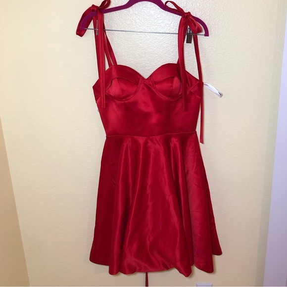 VNAIX Satin A Line Bow Straps Mini Cocktail Prom Dress Club Party size 6/8 - Picture 3 of 9